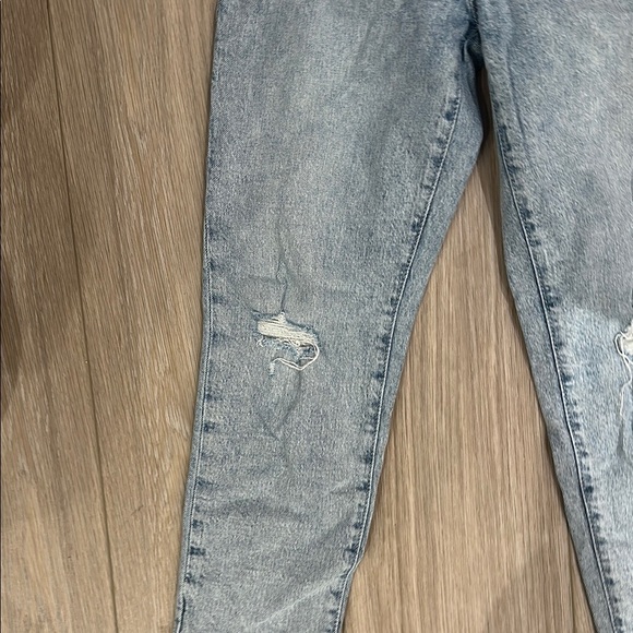 GAP Kids Blue Distressed Jeans - Picture 2 of 7
